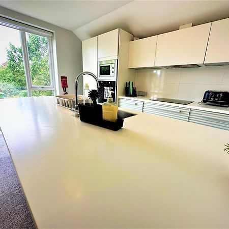 Horizon House, Modern 2-Bedroom Flat 2, Parking, Netflix, Oxford Eksteriør bilde