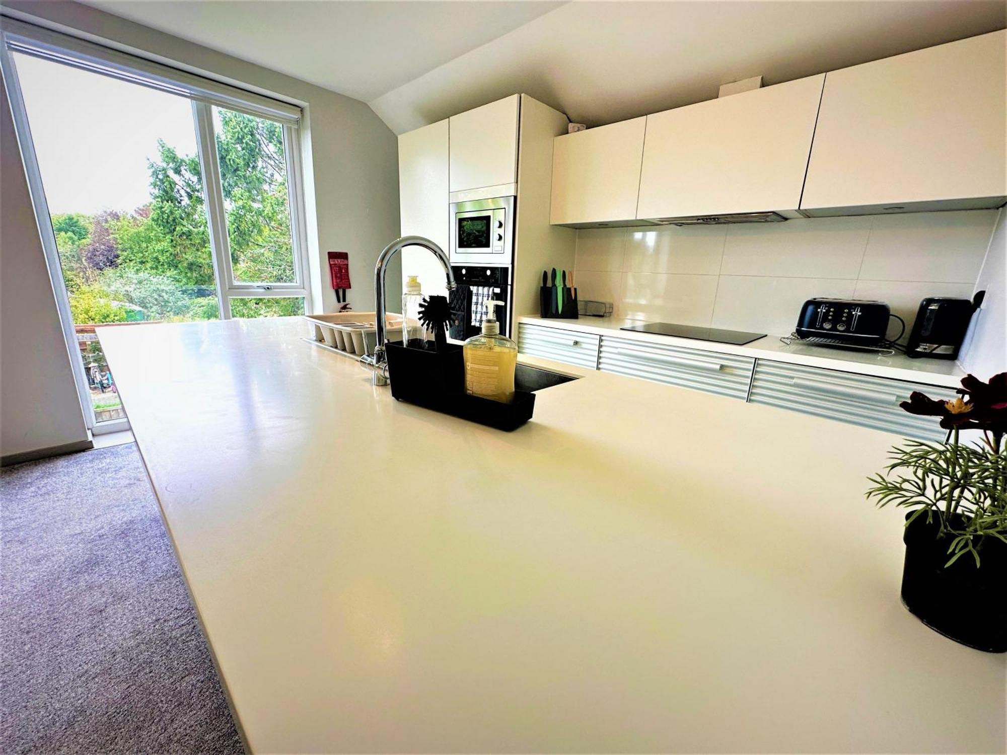 Horizon House, Modern 2-Bedroom Flat 2, Parking, Netflix, Oxford Eksteriør bilde